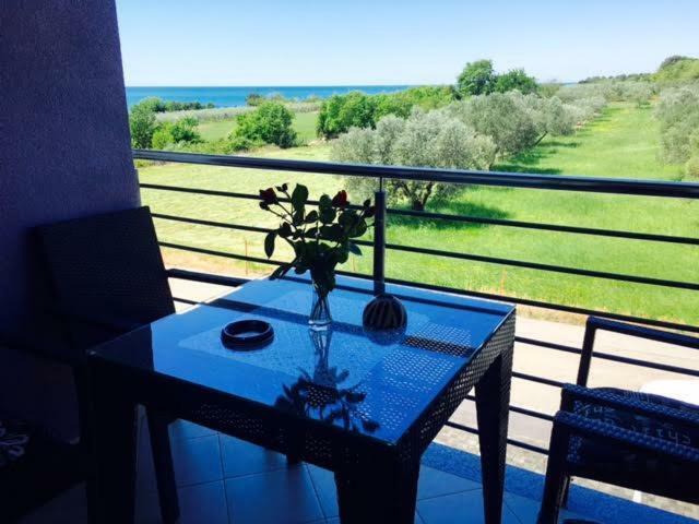 Apartment Mirella Umag Exteriör bild